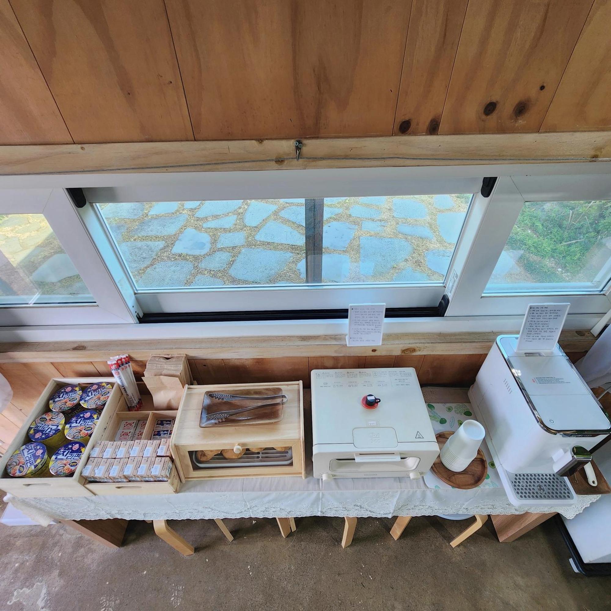 Jeju 542 Pension Согвіпо Екстер'єр фото
