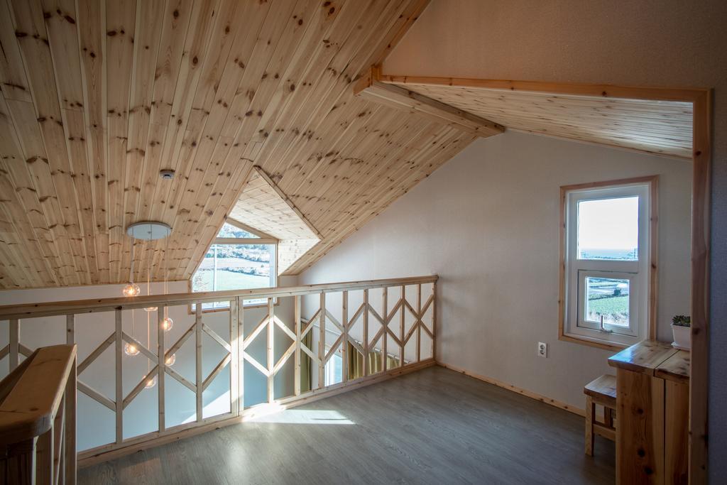 Jeju 542 Pension Согвіпо Номер фото