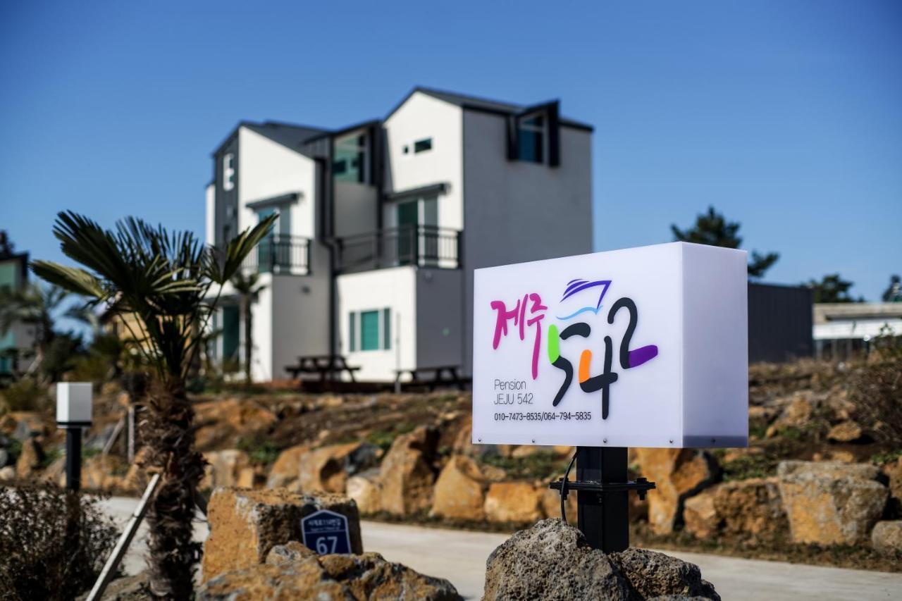 Jeju 542 Pension Согвіпо Екстер'єр фото